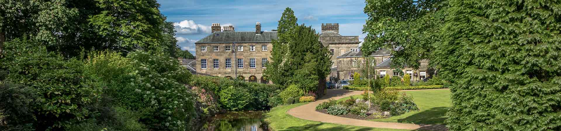 Cottages in Buxton