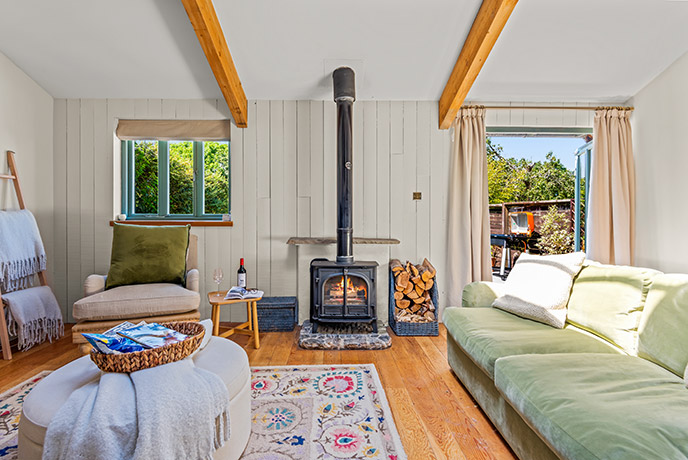Last Minute Cottages Commencing Fri 2 May | Sat 3 May Header Image 2